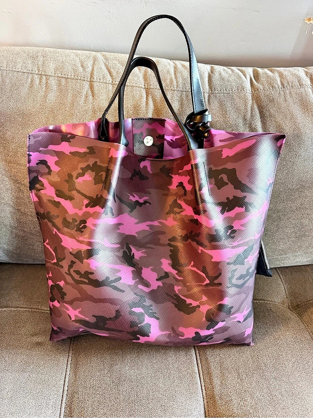 Gianni Chiarini Marcella Camouflage Tote Pink & Black